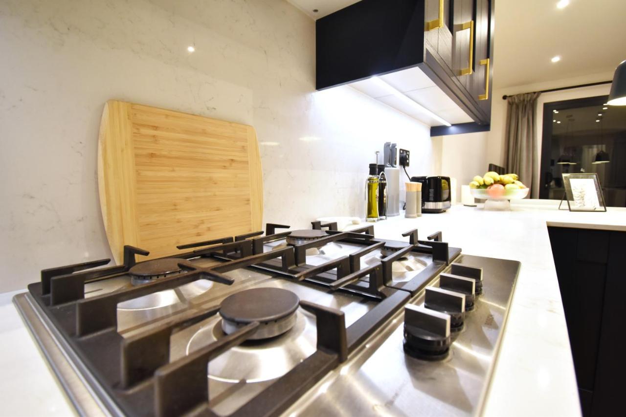 Stunning 3 Bed Apartment Londres Exterior foto